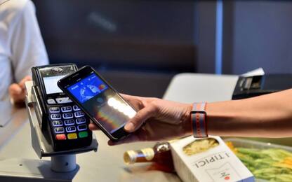 Pagamenti digitali, nel 2023 più 44,4% in bar e ristoranti in Italia