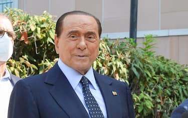 Former Italian Prime Minister Silvio Berlusconi leaves San Raffaele hospital in Milan, 14 September 2020. Silvio Berlusconi said suffering from COVID-19 was "the most dangerous ordeal of my life" as he was discharged from Milan's San Raffaele hospital on Monday.
ANSA/Andrea Fasani