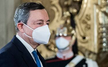 Foto Roberto Monaldo / LaPresse
03-02-2021 Roma
Politica
Quirinale - Dichiarazioni del Presidente del Consiglio incaricato Mario Draghi
Nella foto Mario Draghi
03-02-2021 Rome (Italy)
Quirinale palace - Statements by Mario Draghi
In the pic Mario Draghi