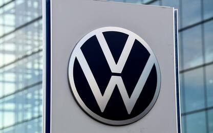 Volkswagen, licenziamenti in fabbrica di auto elettriche in Germania