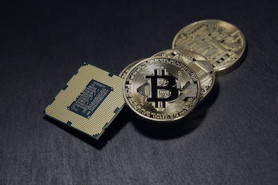 I bitcoin perduti e le storie dei milionari ipotetici. IL PODCAST