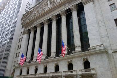 Wall Street recupera il 10% in due mesi, ma ora torna in calo