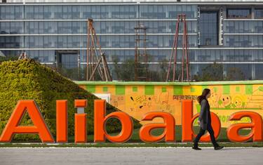 Cina, maxi multa da 2,8 miliardi di dollari ad Alibaba