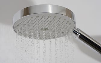 Showerhead and water