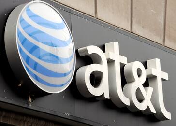 AT&T annuncia fusione tra WarnerMedia e Discovery: accordo da 43 mld