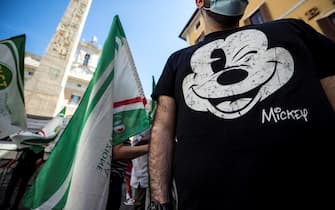 Sciopero lavoratori negozi Disney store a Roma
