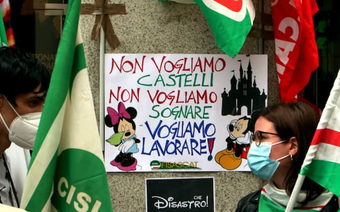 Disney, l'annuncio: «Chiuderà tutti i negozi in Italia, 230 lavoratori a  rischio»