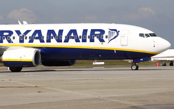 Ryanair and Shell sign sustainable fuel deal