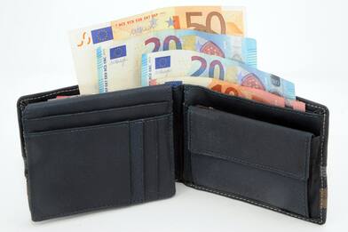 Assegno unico 2023, chi dovrà restituire fino a 210 euro per figlio