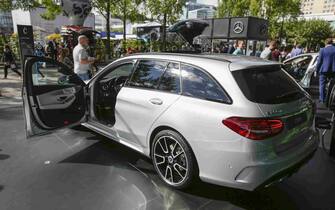 September 12, 2019, Frankfurt, Hesse, Germany: The German car manufacturer Mercedes-Benz displays the Mercedes-Benz C 300 de T-Modell plug-in hybrid car at the 2019 Internationale Automobil-Ausstellung  (Credit Image: © Michael Debets/Pacific Press via ZUMA Wire)