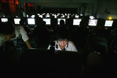 Governo cinese ancora contro i videogiochi: Tencent -8,5% in borsa