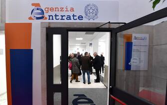 I nuovi locali dell'Agenzia delle Entrate di via Finocchiaro Aprile durante l'inaugurazione. Genova, 20 Gennaio 2020. 
ANSA/LUCA ZENNARO

