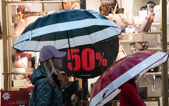 A store announces Black Friday sales in Rome, Italy, 26 November 2021. The Black Friday offers attract customers days before the Christmas season. ANSA/CLAUDIO PERI