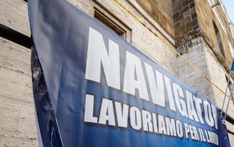 Un momento sotto il Ministero dello Sviluppo Economico durante il presidio dei 'navigator', Roma 13 Dicembre 2021. ANSA/GIUSEPPE