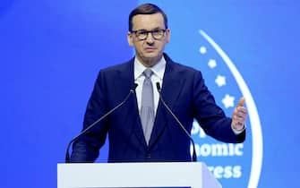 epa09908047 Prime Minister Mateusz Morawiecki during the inauguration of the XIV European Economic Congress at the International Congress Center in Katowice, Poland, 25 April 2022. This is the 14th edition of the largest business event in Central and Eastern Europe.  EPA/Zbigniew Meissner POLAND OUT