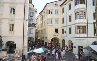 Foto Zambello Lorenzo ANSA Generiche Alto Adige Bolzano  Turismo Centro Storico Piazza delle Erbe Bz