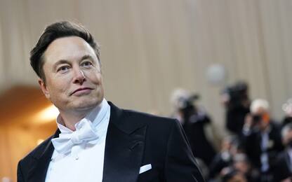 Tesla, Elon Musk più “povero" ha perso 100 miliardi nel 2022