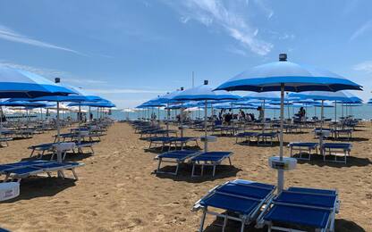Spiaggia, diritti dei bagnanti: regole e divieti sotto l'ombrellone