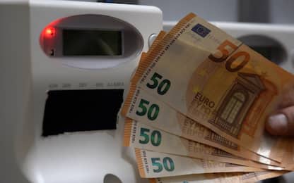 Bollette in aumento: ecco come risparmiare fino a 200 euro all'anno