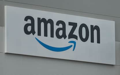 Amazon, aumento stipendio per i lavoratori negli Usa: 19 dollari l'ora