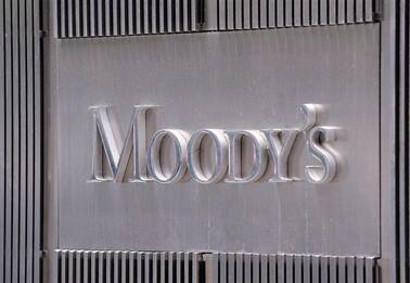 Moody's avverte l'Italia: possibile taglio rating senza riforme