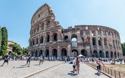 Topi e rifiuti vicino al Colosseo, scatta la deratizzazione