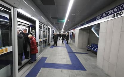 Milano, la metro M4 apre le fermate Tricolore e San Babila