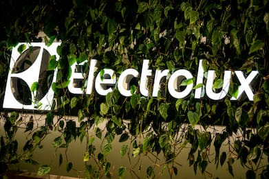 Electrolux, esuberi in Italia: annunciati 222 licenziamenti
