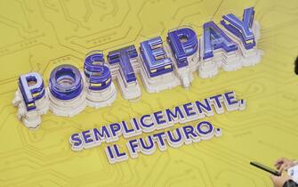 Lo stand di PostePay S.p.A. allestito in occasione del Salone dei Pagamenti, Milano, 7 Novembre 2018. ANSA/FLAVIO LO SCALZO