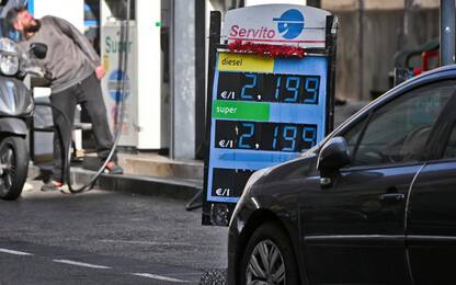 Benzina, non solo Slovenia: i Paesi vicini all'Italia dove costa meno