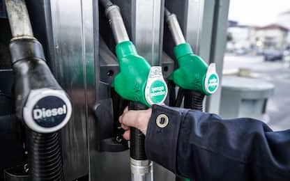 Bonus benzina, proroga fino a marzo 2023 per il voucher da 200 euro