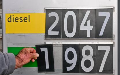 Caro carburante,  10 consigli per risparmiare sui costi