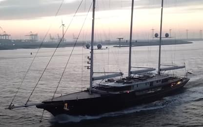 Lo yacht di Jeff Bezos è la barca a vela più costosa del mondo
