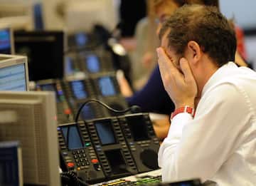 Borse, Biden fiducioso su banche. Moody's taglia rating First Republic