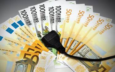 Dl Bollette, 800 milioni per bonus famiglie e proroga dell'Iva al 5%
