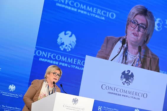 Work, Calderone at the Confcommercio Forum: “One million vacancies in Italy”