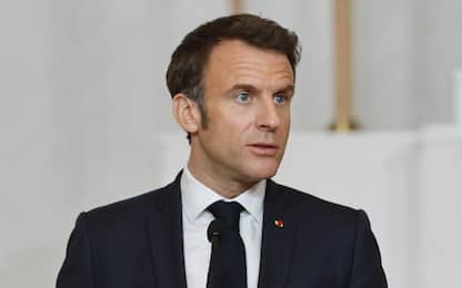 Francia, dito umano inviato via posta a Macron all'Eliseo