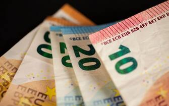 the banknotes of 10 20 50 euro fan-shaped