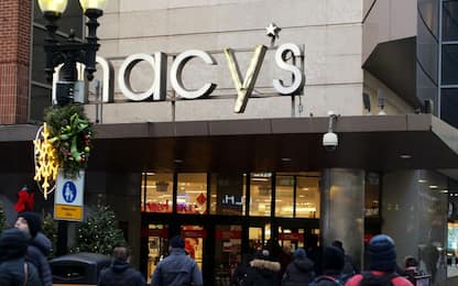 Macy's, oltre 2300 licenziamenti e 5 negozi chiusi negli Usa