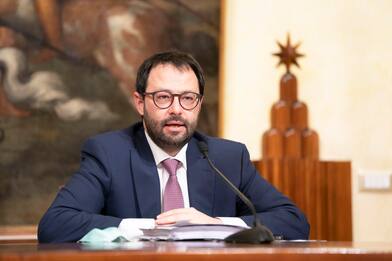Governo Draghi, chi è il ministro dell’Agricoltura Stefano Patuanelli