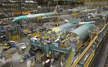 Csc, a maggio produzione industriale - 33,8% su anno
