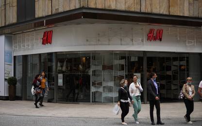 Sindacati: no ad esuberi H&M in Italia
