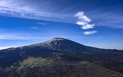Dopo eruzioni nuovo record di altezza per l'Etna: vetta di 3.357 metri