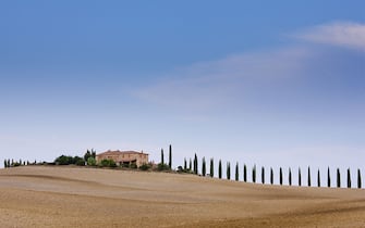 ITALY - SEPTEMBER 23:  Typical Tuscan farmhouse and landscape in Val D'Orcia, Tuscany, Italy  (Photo by Tim Graham/Getty Images)
