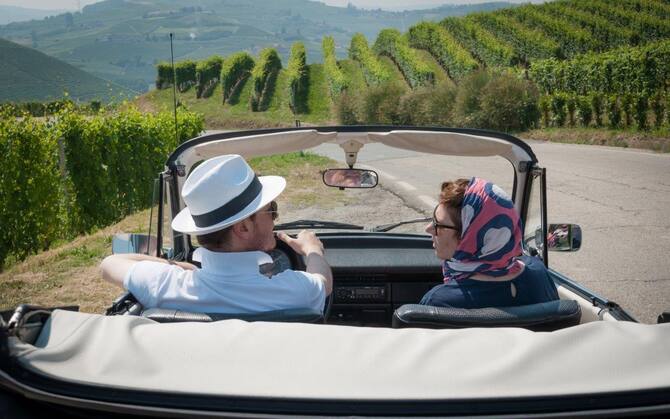 Vacanze in Italia, i 20 vintage tour più suggestivi da fare con auto e moto  d'epoca
