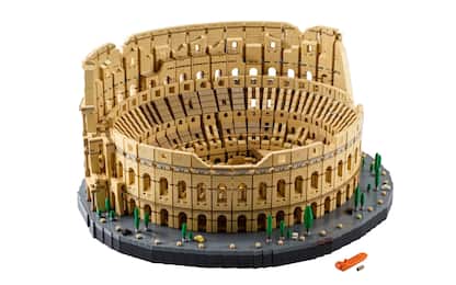 Arriva il primo Colosseo di LEGO, è il set più grande di sempre. FOTO