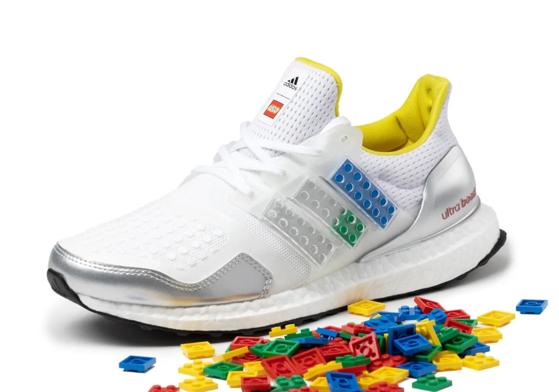 LEGO Adidas Ultraboost, le sneakers con i mattoncini colorati | Sky TG24