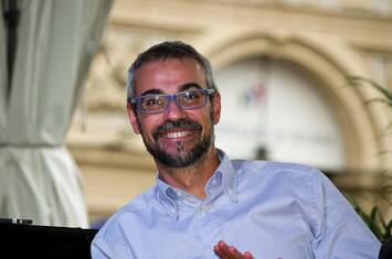 Malvaldi: “Un buon scrittore deve distillare, non descrivere tendine”
