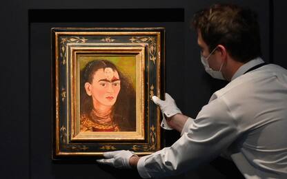 Autoritratto di Frida Kahlo venduto per cifra record di 35 milioni