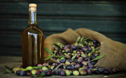 Caro prezzi, boom alimenti: l’olio di semi costa come quello di oliva